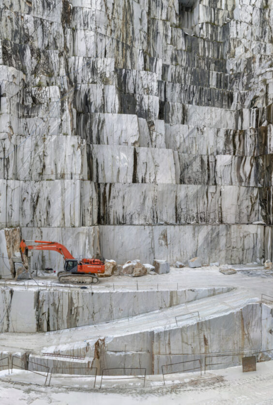 01 Burtynsky Carrara